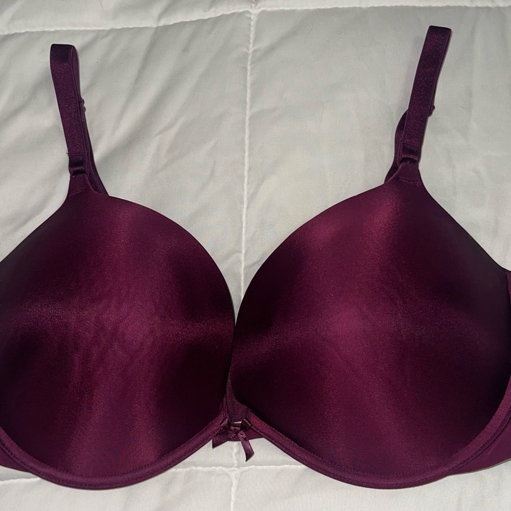 Victoria's Secret Bra 38DD Very Sexy Push Up Strappy Burgundy Plunge Underwired